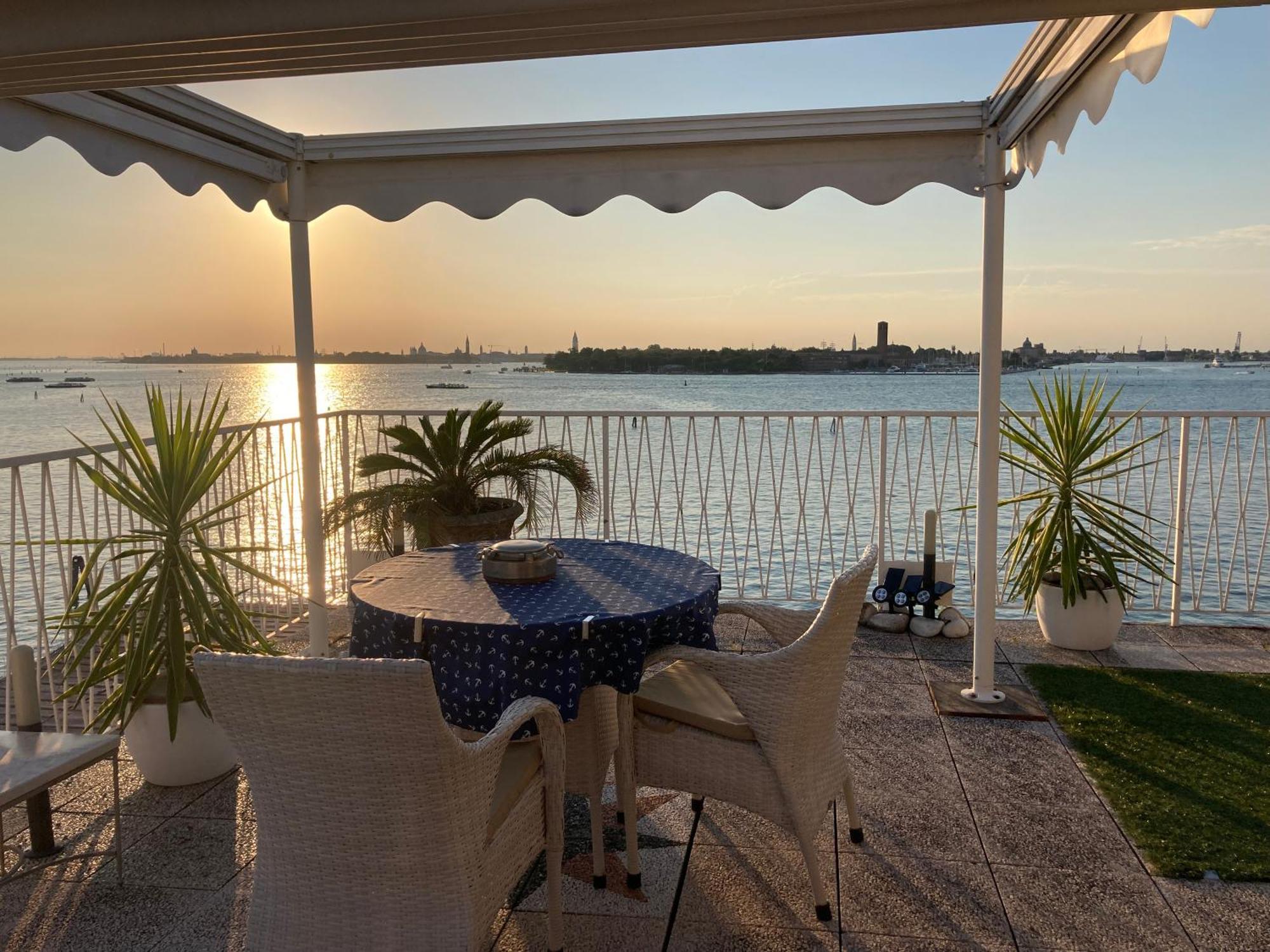 Oasis Golden Lagoon Chalet Lido de Venise Extérieur photo
